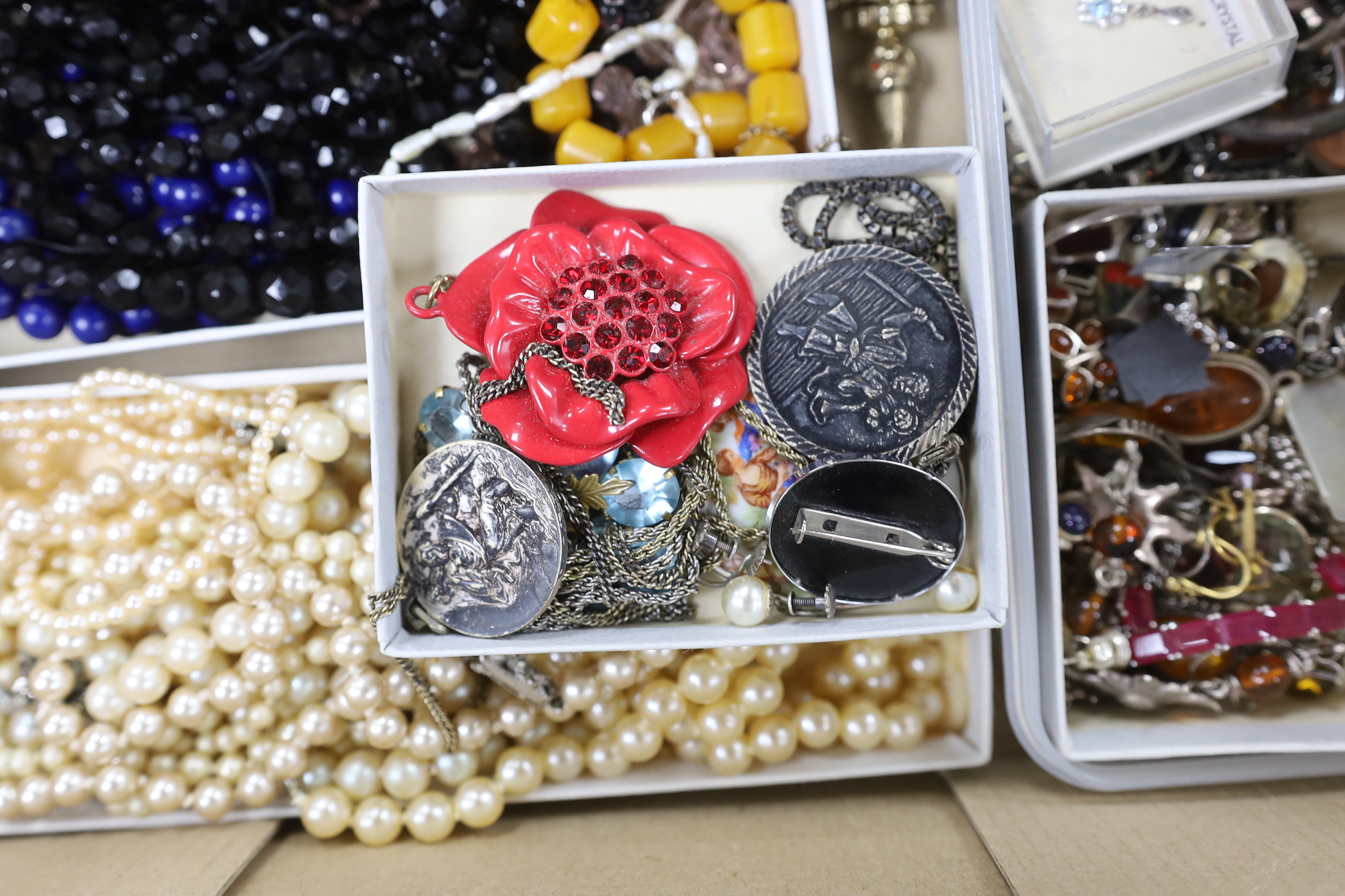 A quantity of assorted mainly costume jewellery including silver gilt and paste set articulated clown pendant on chain, etc.